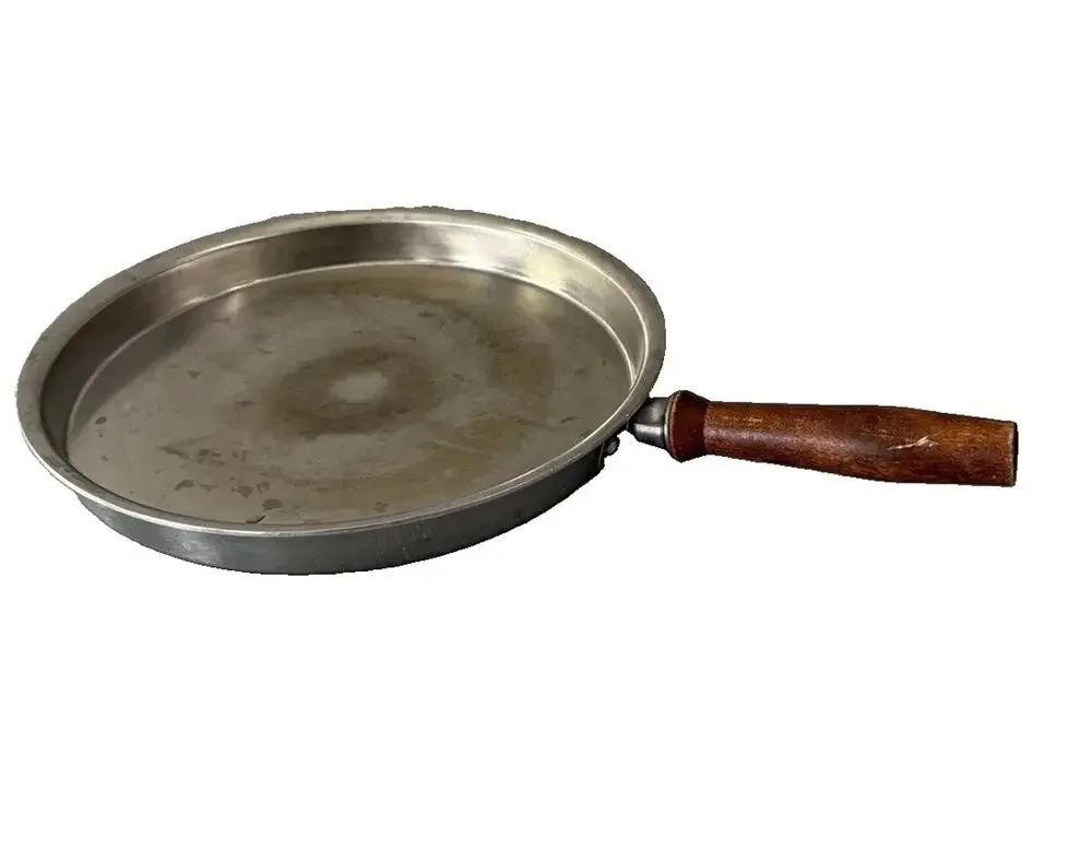 Vintage Bloomfield USA Steel Fry Pan Skillet No 7925 Wood Handle 10”